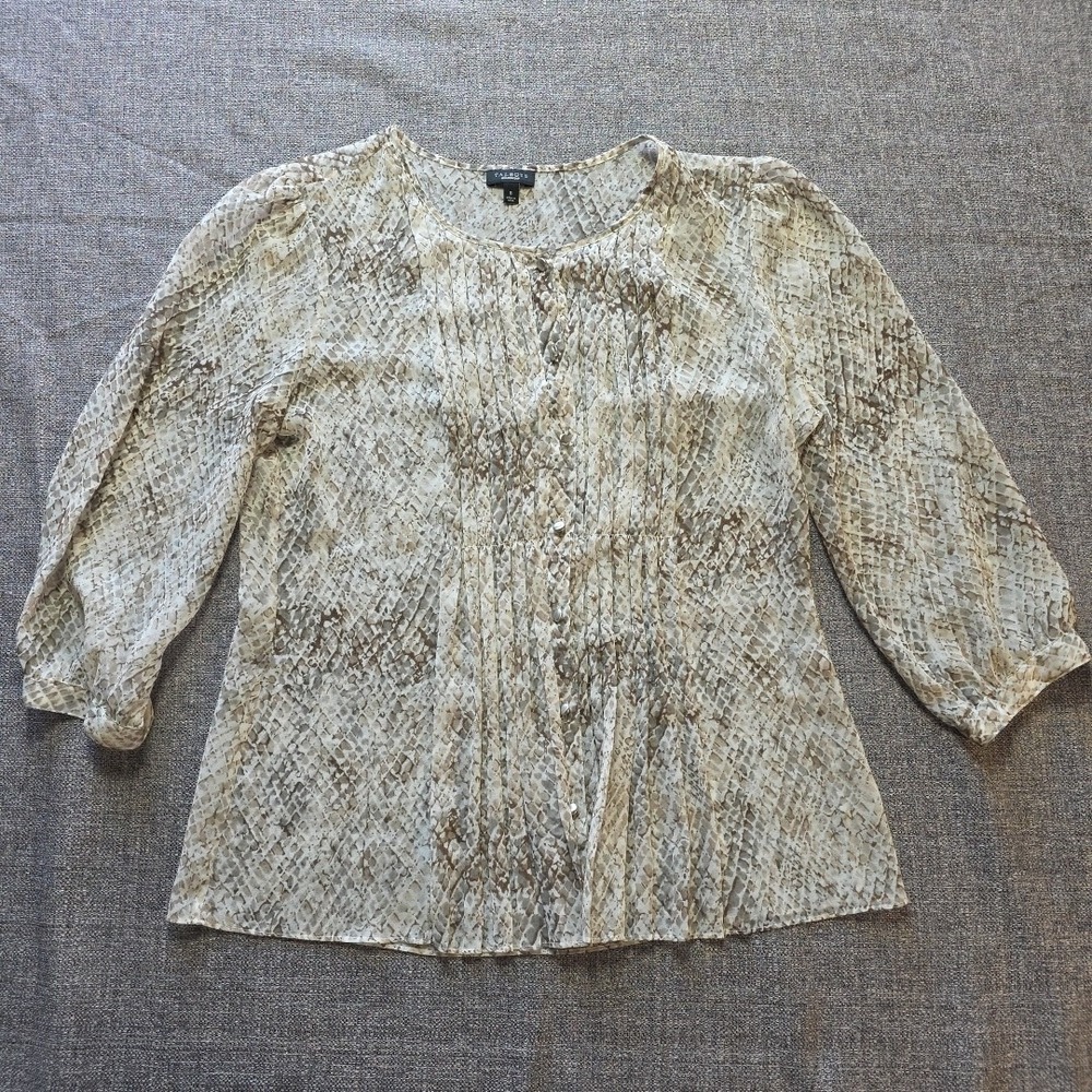 Talbots Sheer Womens Botton Blouse Size 8 Animal Print Pleated Over Shirt